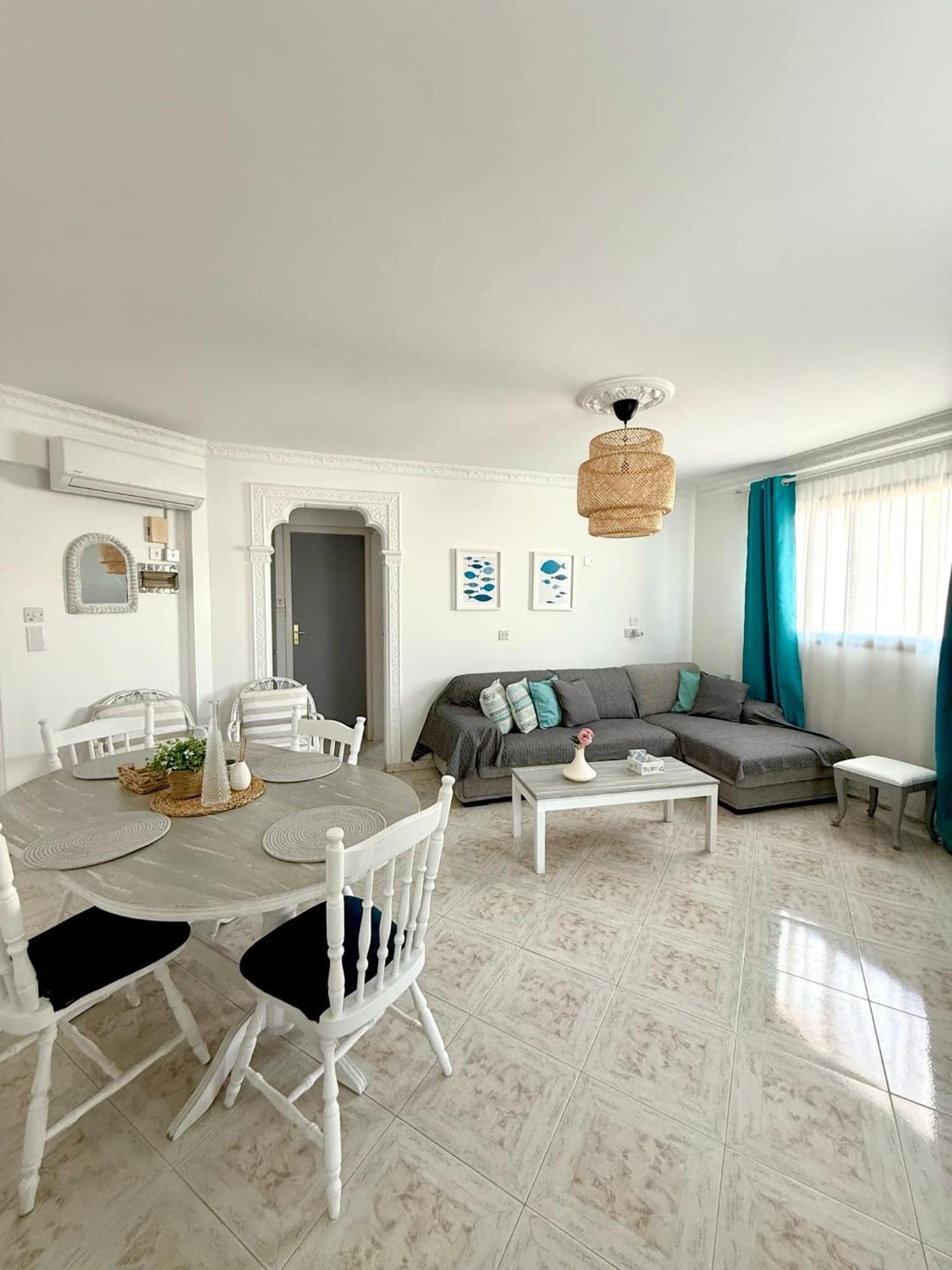 Irenes Larnaca