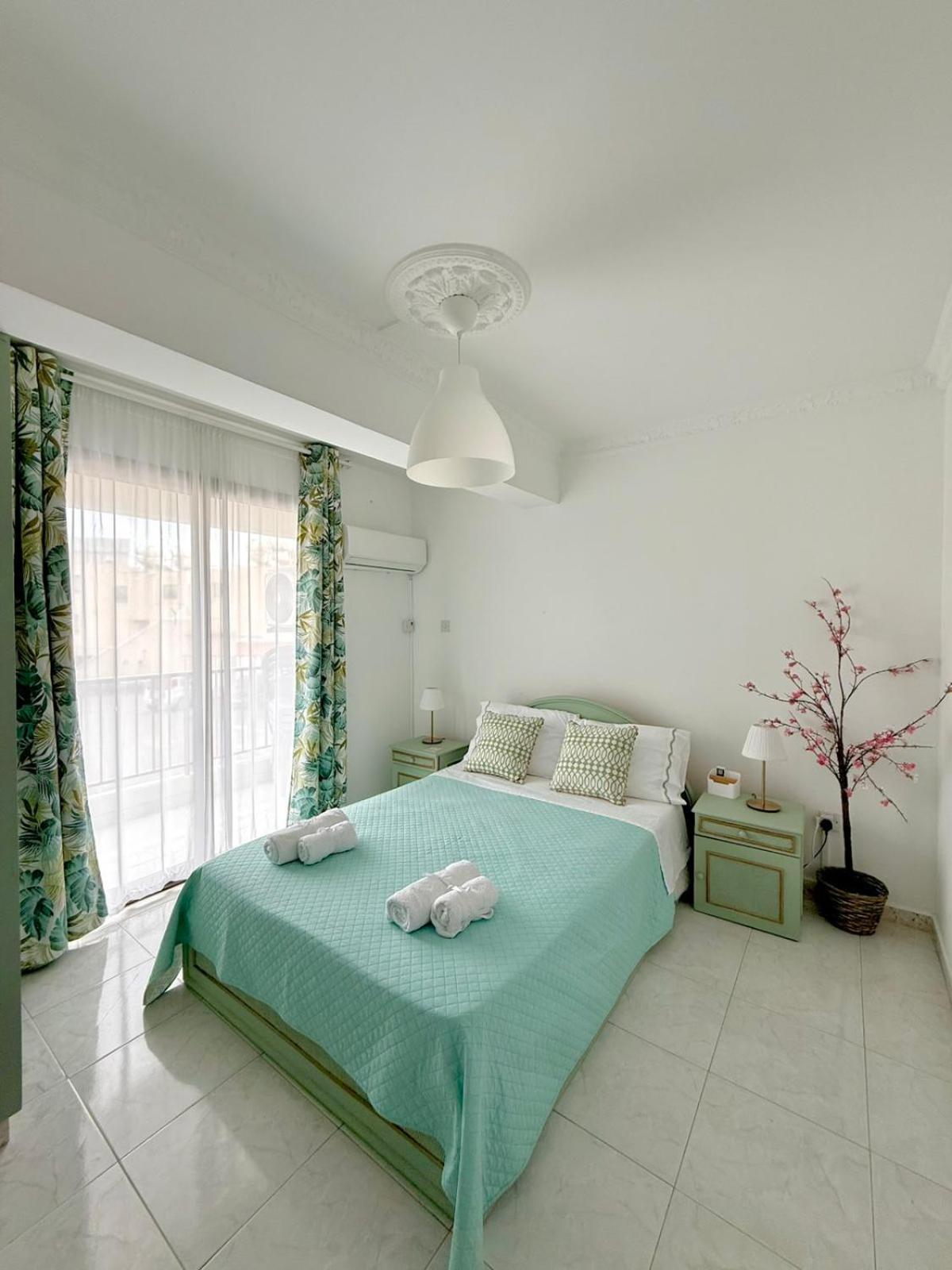 Irenes Apartment