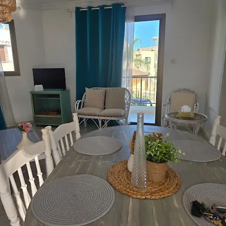 Irenes Apartment Larnaca Exterior photo